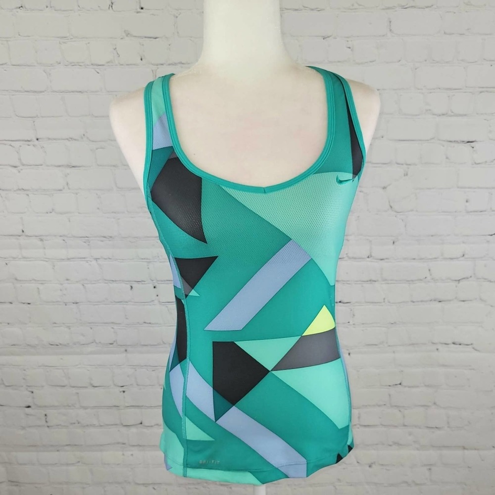 Nike Dry Fit Multicolored Racer Back Medium Tank Top w/Underbra